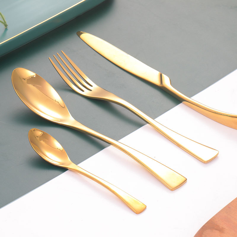 Luna Flatware Set