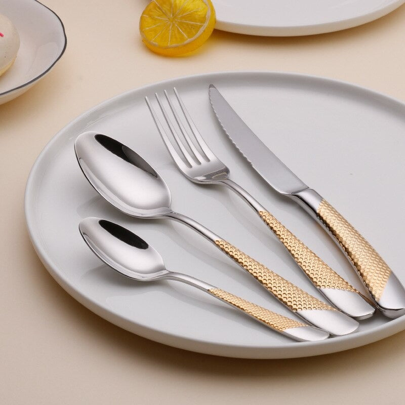 Verona Flatware Set