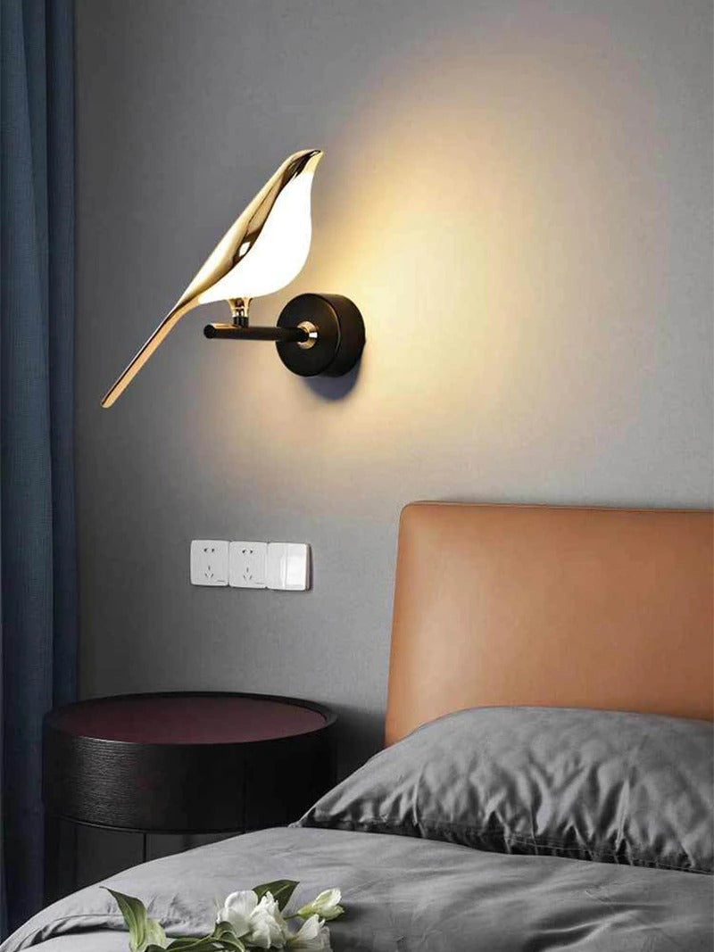 Magpie Wall Lamp